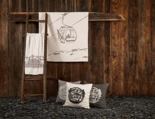 Alpine Moments - Coussin "Chalet" lilas